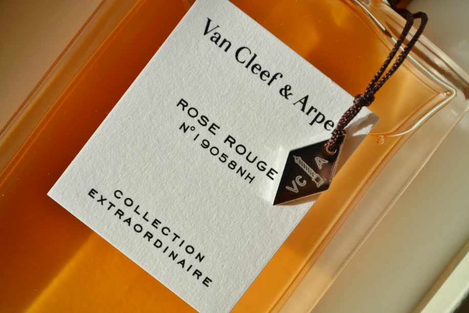 Van Cleef & Arpels Rose Rouge 3