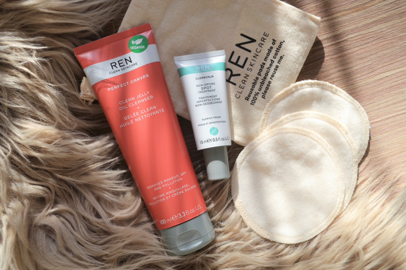 ren clean skincare clean jelly oil cleanser 1